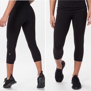 black ivivva leggings